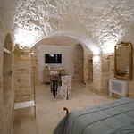 Trulli Alelia مونوبولي