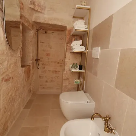Trulli Alelia B&B 4*