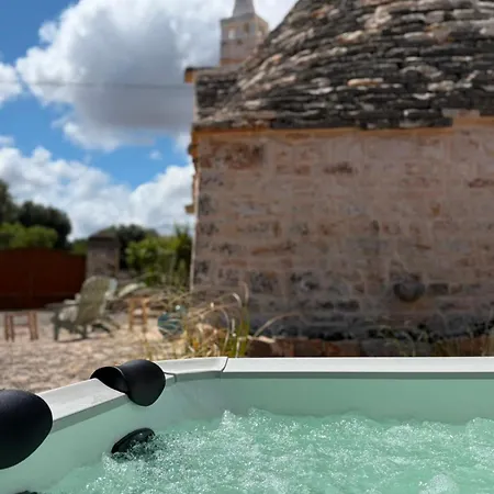 B&B Trulli Alelia 4*