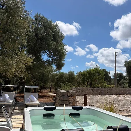 Trulli Alelia B&B 4*